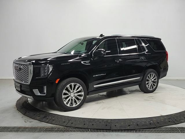 Used 2021 GMC Yukon Denali w/ Advanced Technology Package AWD/4WD image 3