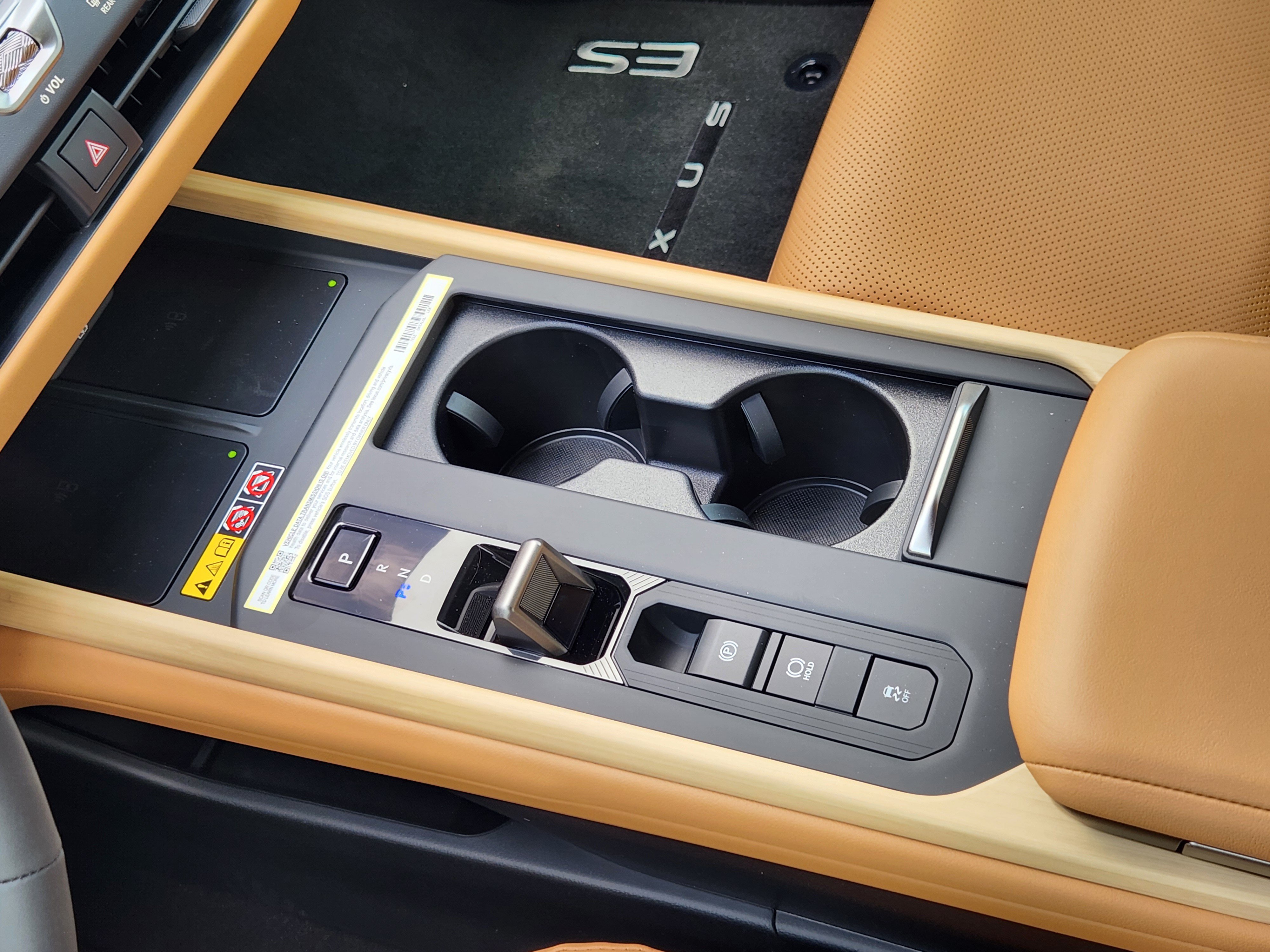 New 2026 Lexus ES 350e FWD image 11