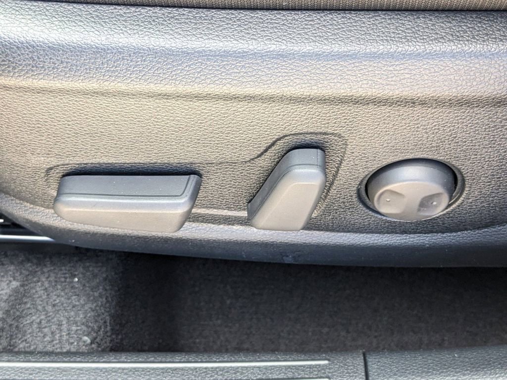 Used 2024 Kia Seltos SX image 15