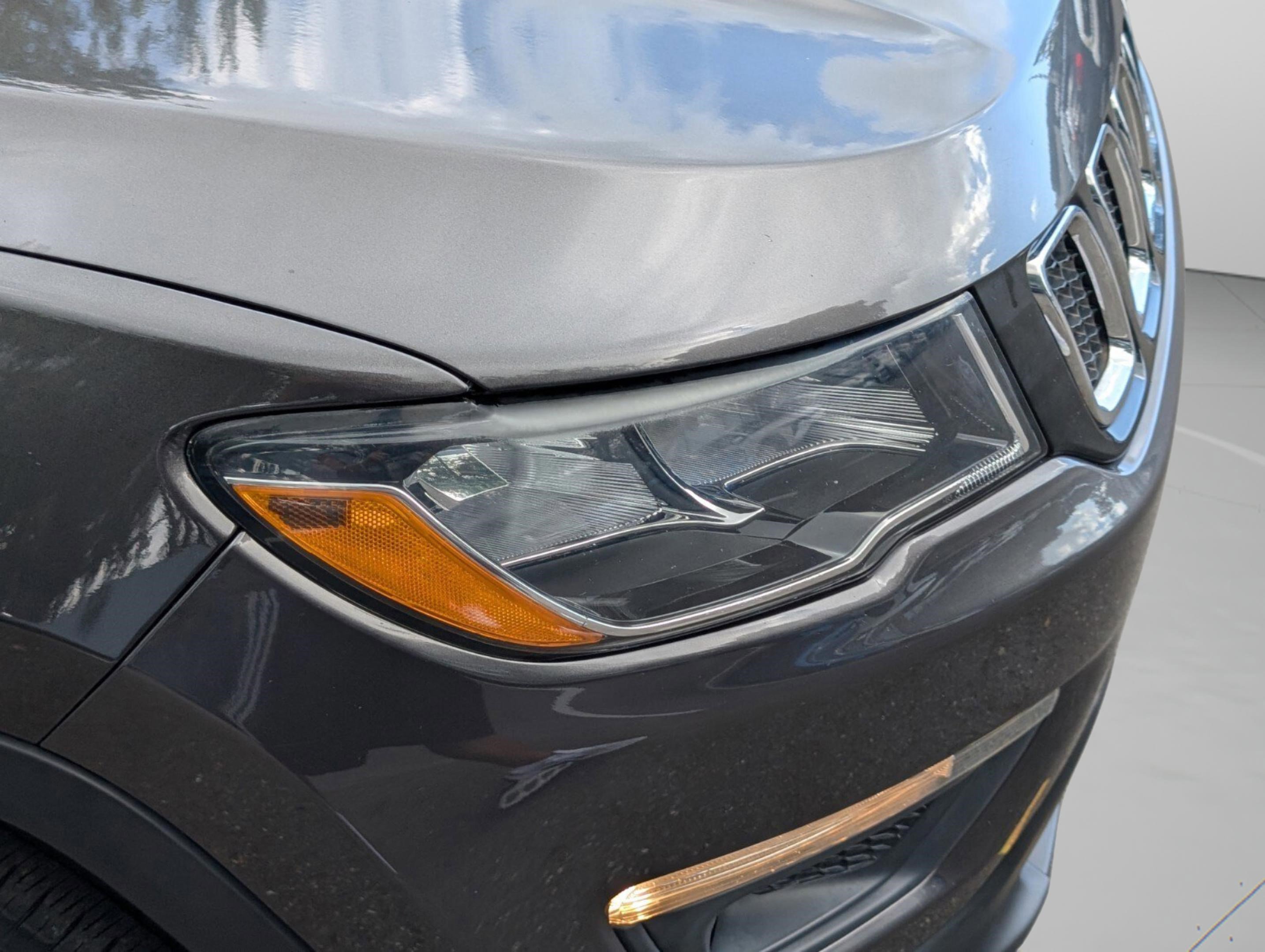 Used 2019 Jeep Compass Latitude image 21