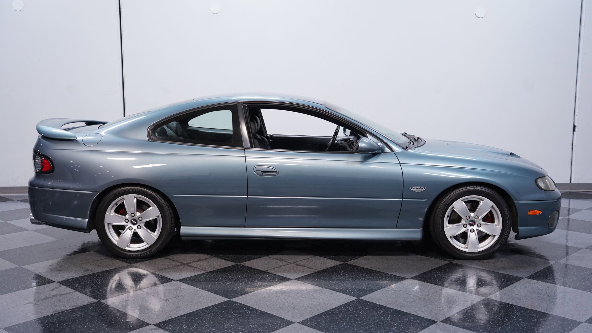 Used 2006 Pontiac GTO image 12