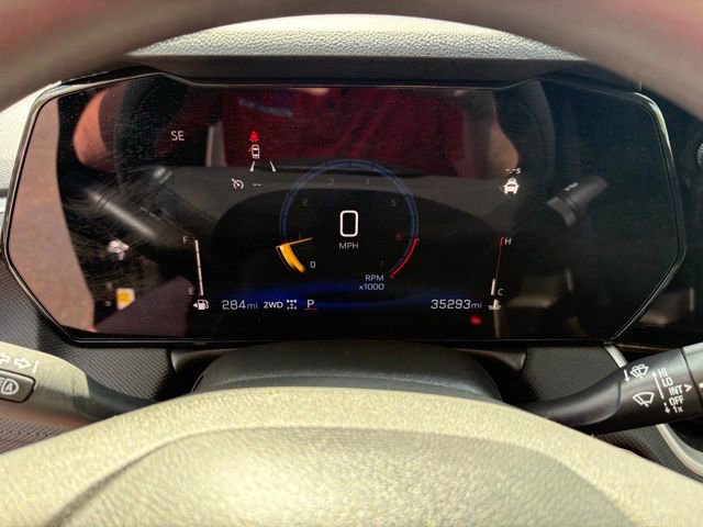 Used 2025 Chevrolet TrailBlazer LT AWD/4WD image 14