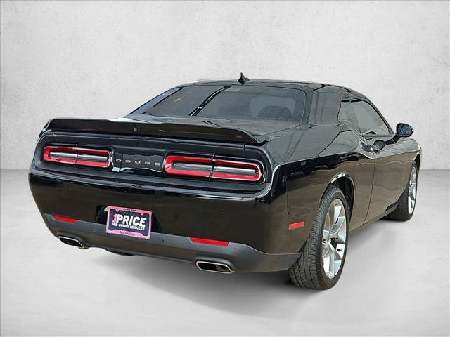 Used 2020 Dodge Challenger SXT w/ Plus Package RWD image 5