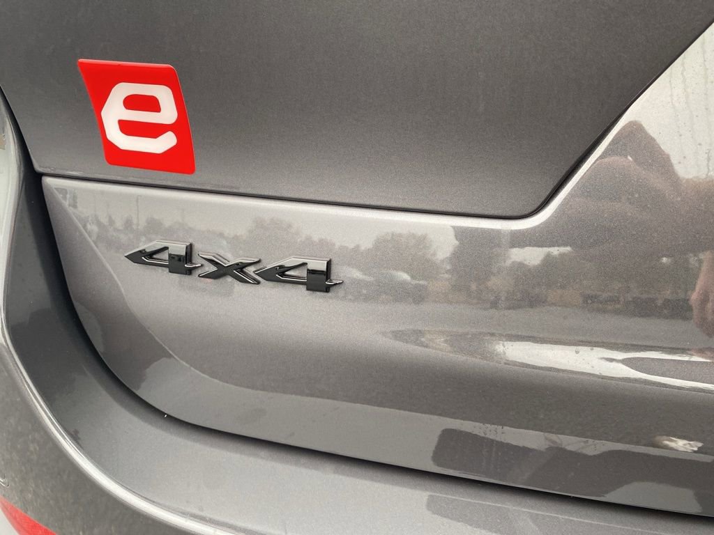 New 2025 Jeep Grand Cherokee L Altitude image 46