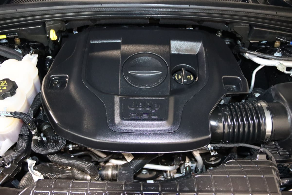 Used 2023 Jeep Grand Cherokee Overland AWD/4WD image 87