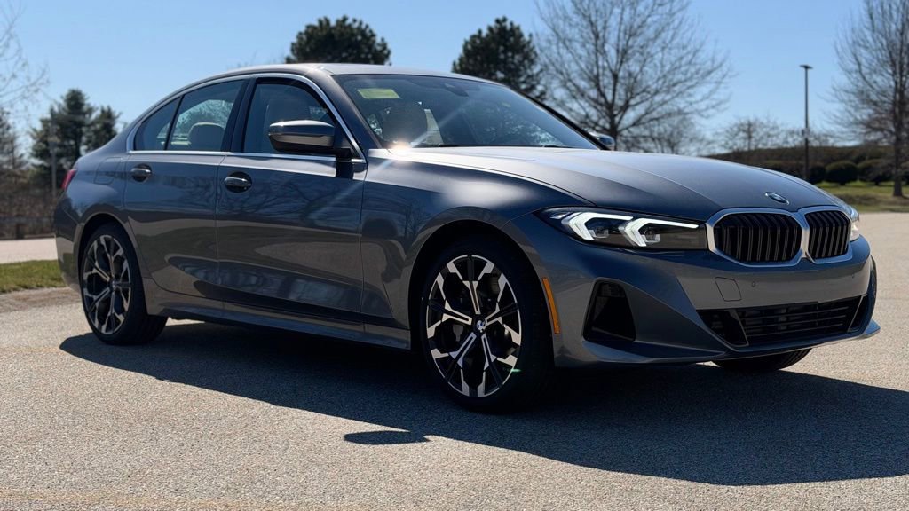New 2026 BMW 330i xDrive Sedan w/ Premium Package image 8