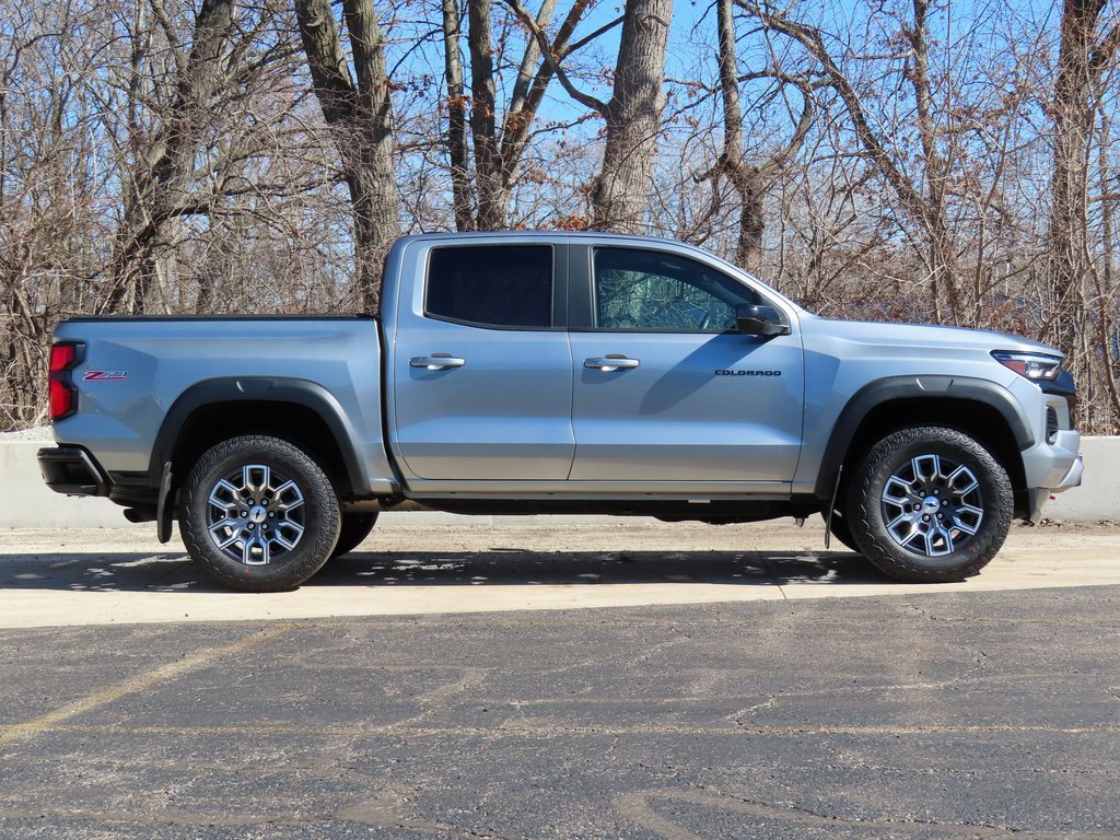 Used 2023 Chevrolet Colorado Z71 w/ Z71 Convenience Package 2 image 2