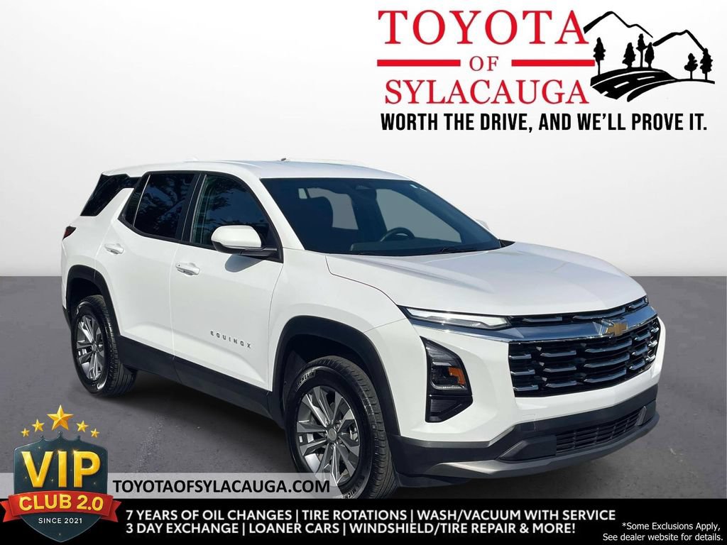 Used 2025 Chevrolet Equinox LT AWD/4WD image 1