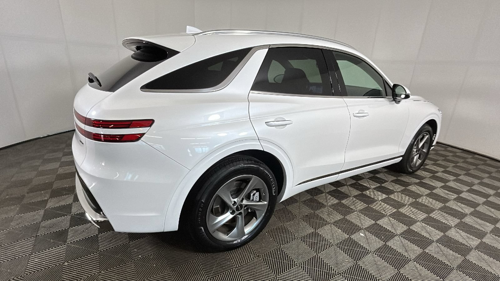 Used 2026 Genesis GV70 2.5T AWD/4WD image 3