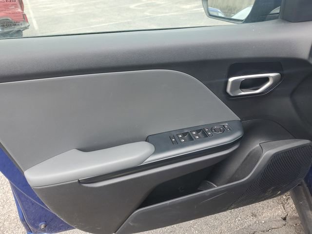 New 2025 Kia K4 LXS image 19
