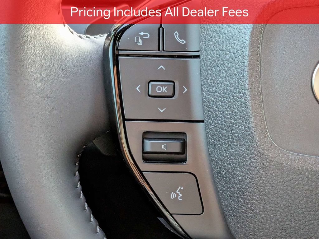 Used 2026 Toyota C-HR AWD/4WD image 27