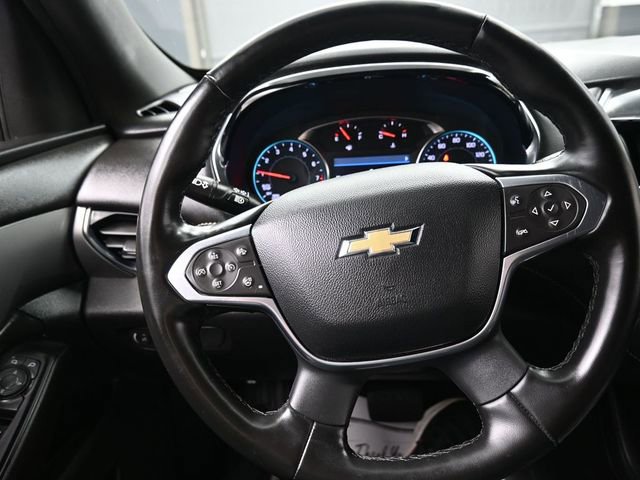 Used 2023 Chevrolet Traverse LT image 8