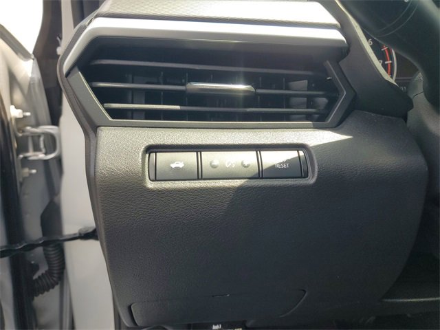 Used 2023 Nissan Altima 2.5 SR image 13