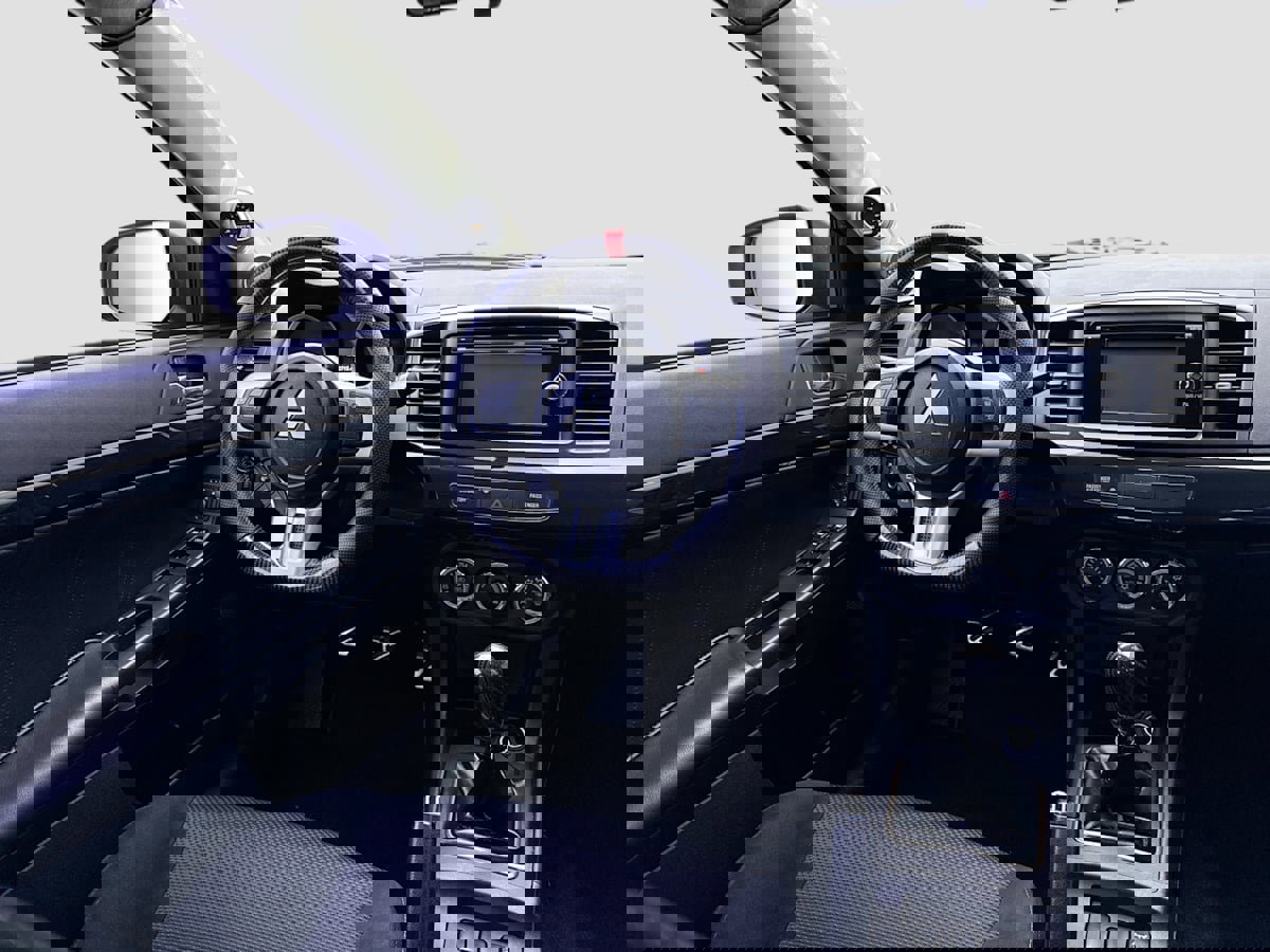 Used 2015 Mitsubishi Lancer Evolution GSR image 19