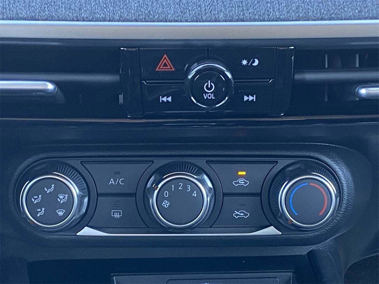 New 2026 Nissan Kicks S FWD image 26