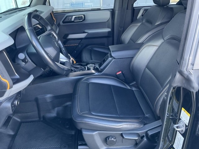 Used 2022 Ford Bronco Badlands image 14