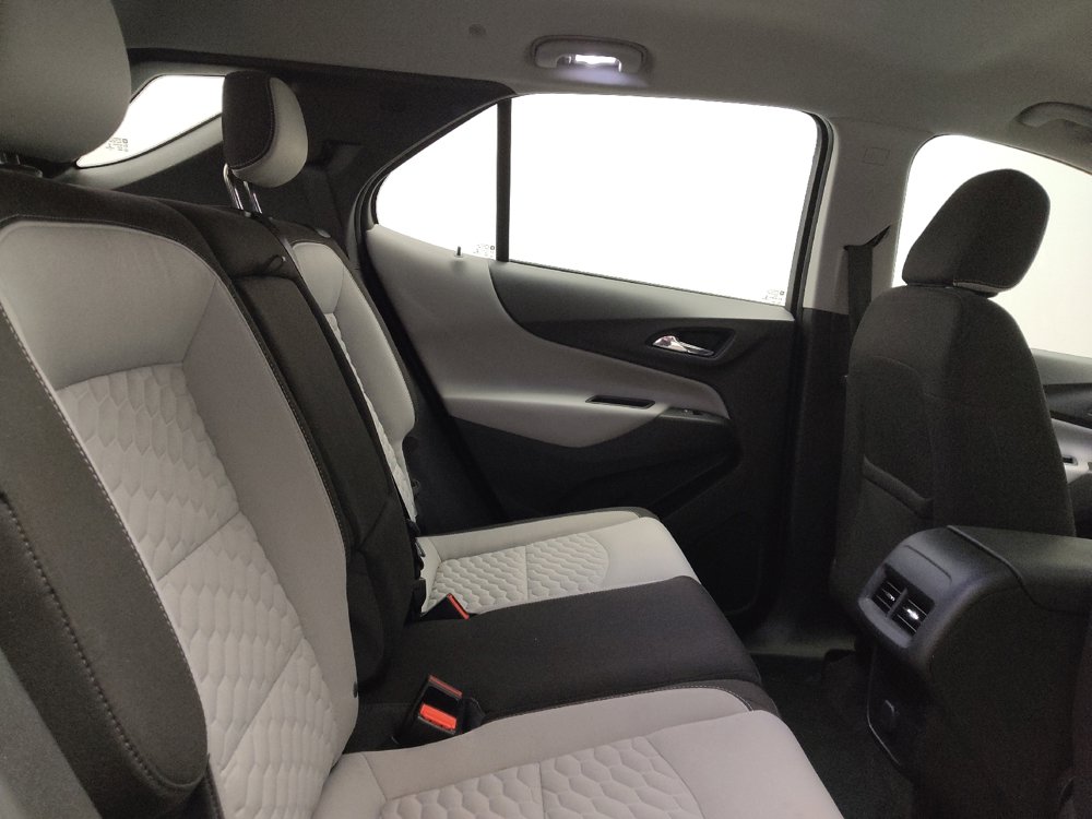Used 2018 Chevrolet Equinox LS FWD image 19