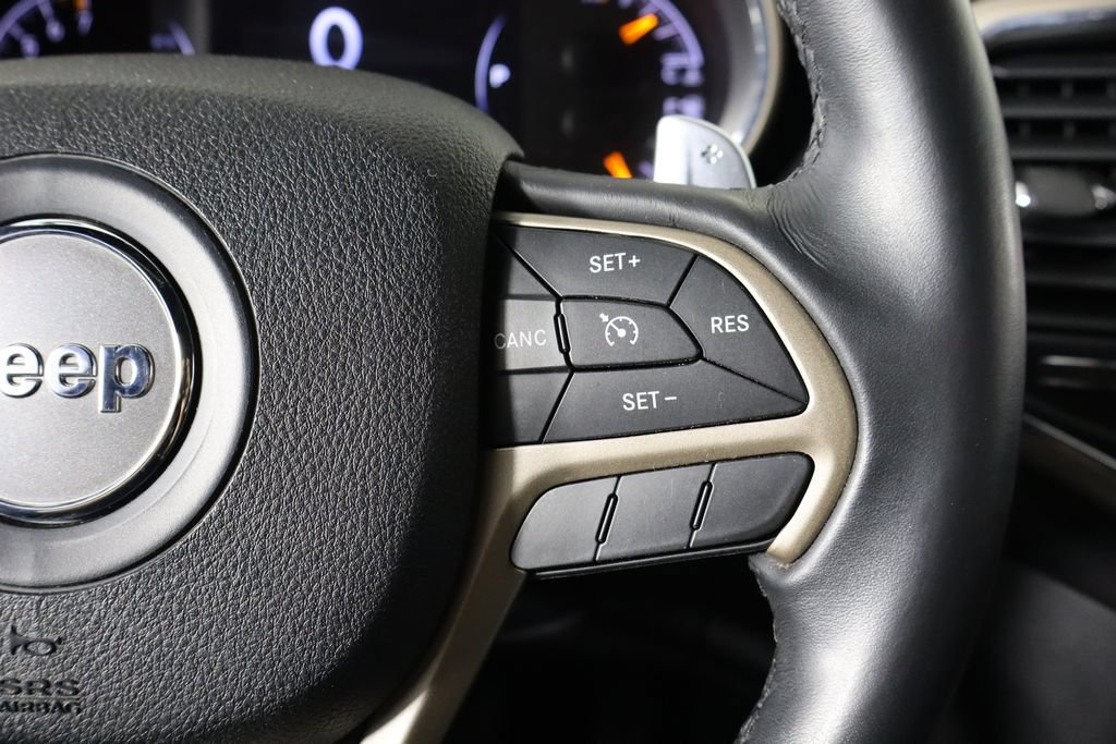 Used 2014 Jeep Grand Cherokee Laredo w/ Quick Order Package 23E AWD/4WD image 10