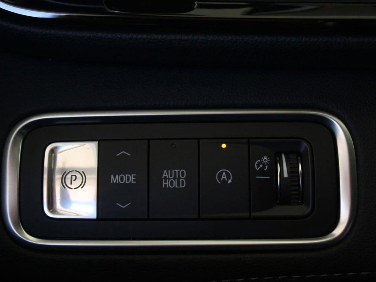 Used 2025 Buick Enclave Sport Touring FWD image 28