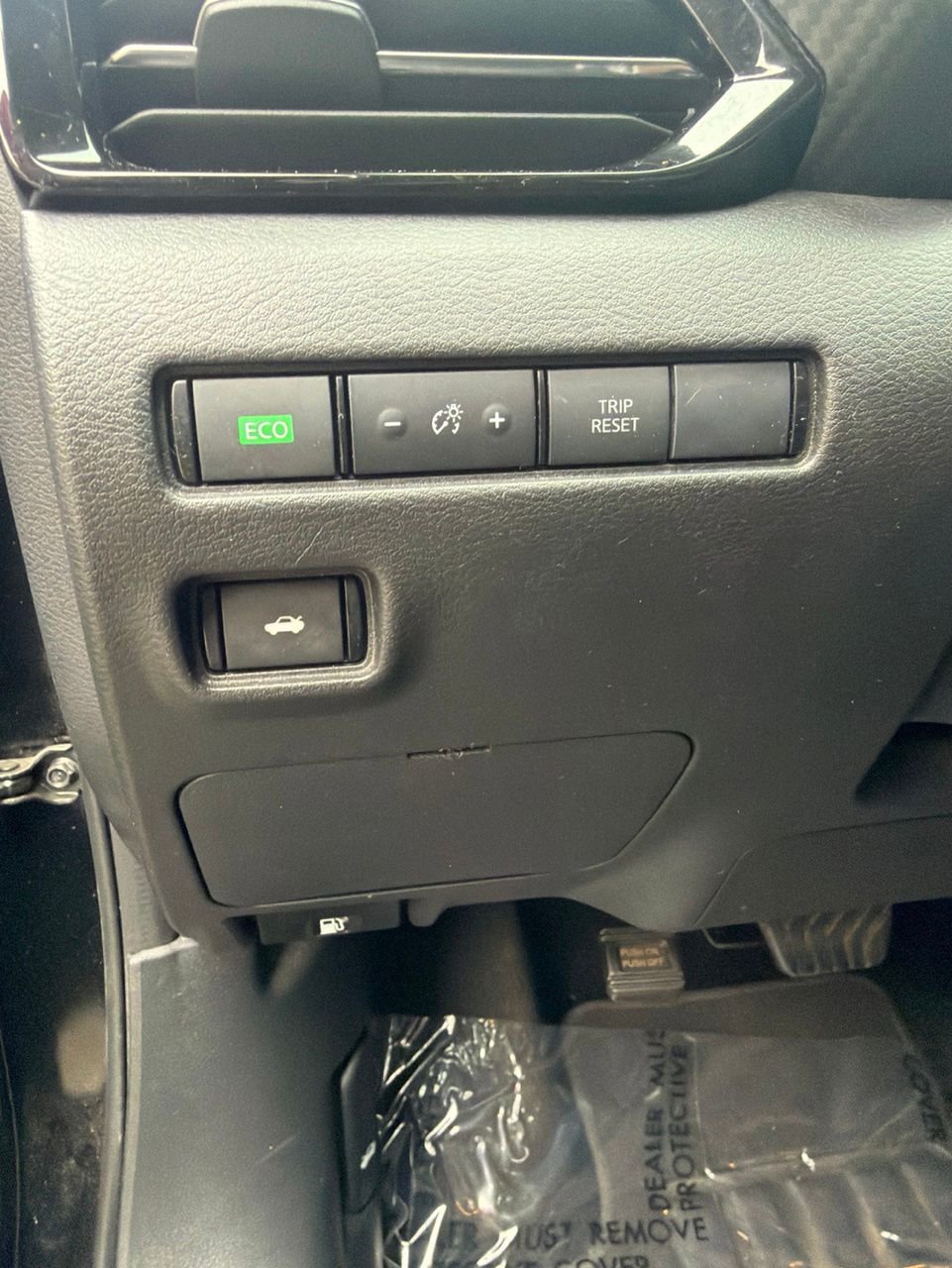 Used 2020 Nissan Sentra SR FWD image 27