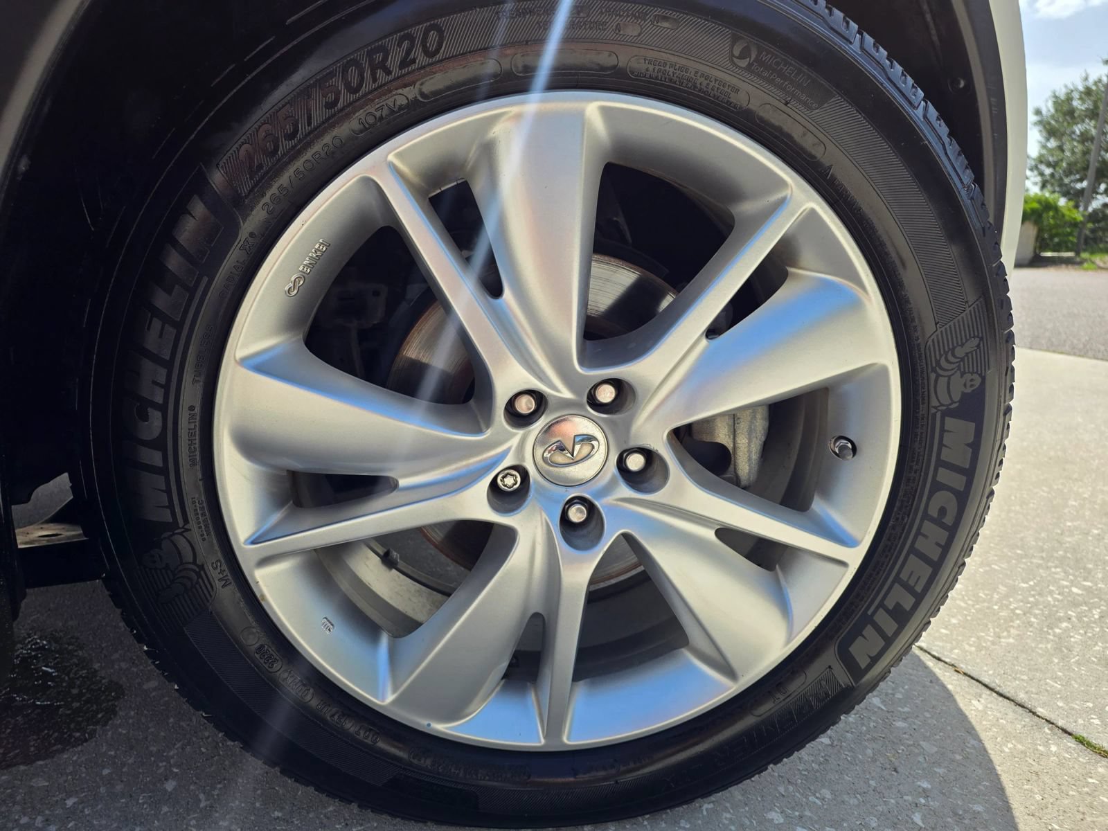 Used 2012 INFINITI FX35 2WD w/ Premium Pkg image 19