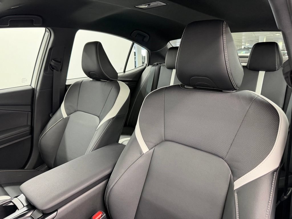 Used 2026 Toyota Camry SE FWD image 24