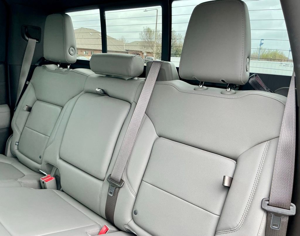 Used 2019 GMC Sierra 1500 SLT w/ SLT Premium Plus Package image 31