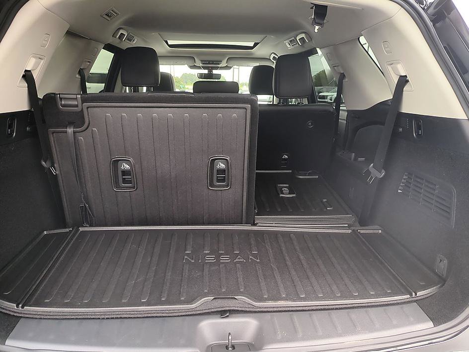 Used 2026 Nissan Pathfinder Platinum w/ Cargo Package AWD/4WD image 30