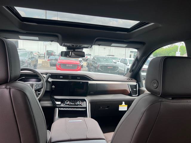 New 2026 GMC Sierra 3500 Denali AWD/4WD image 19