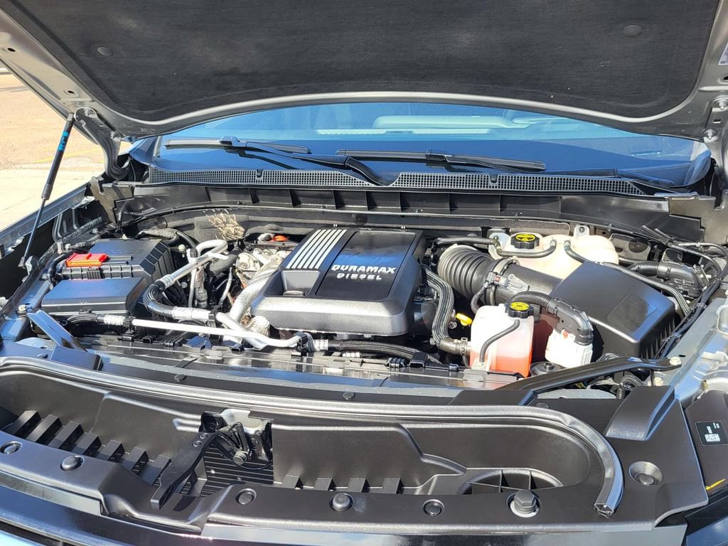 Certified 2025 Chevrolet Tahoe Premier w/ Sun And Tow Package AWD/4WD image 34