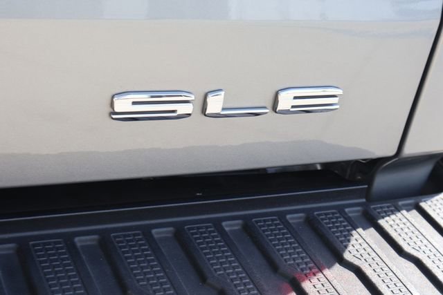 Used 2023 GMC Sierra 1500 SLE image 7