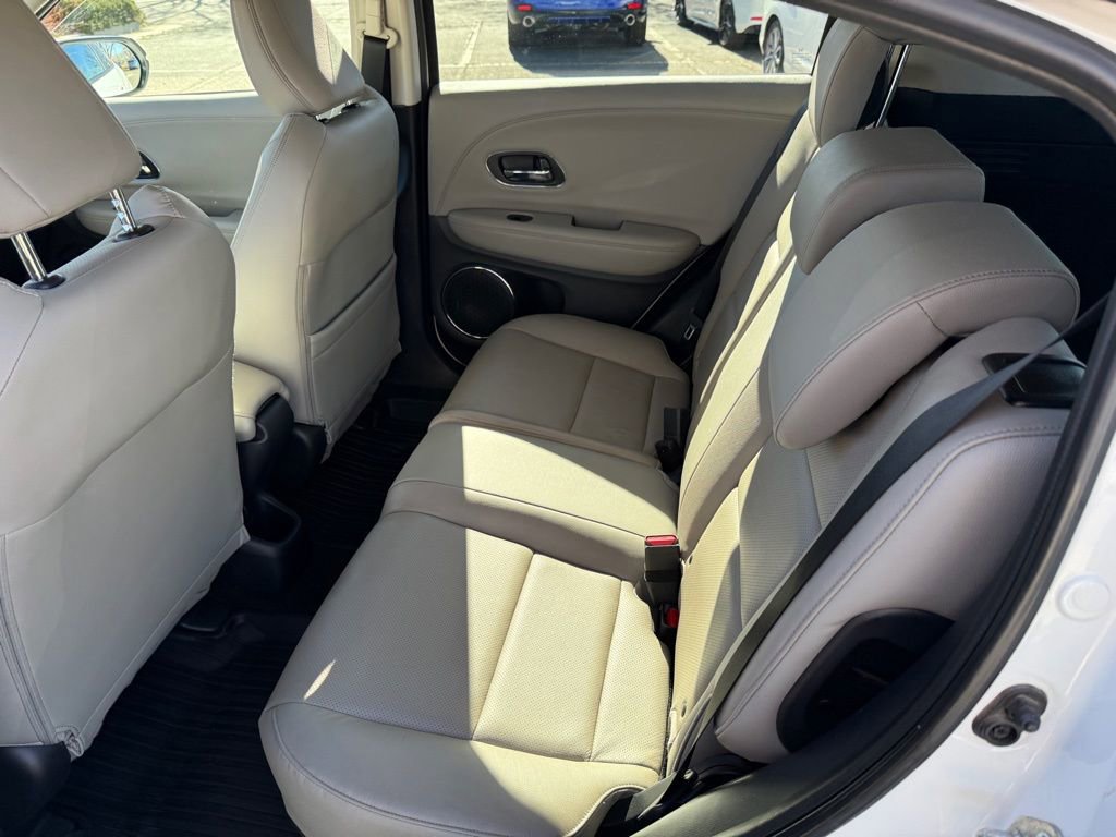 Used 2021 Honda HR-V EX-L image 13