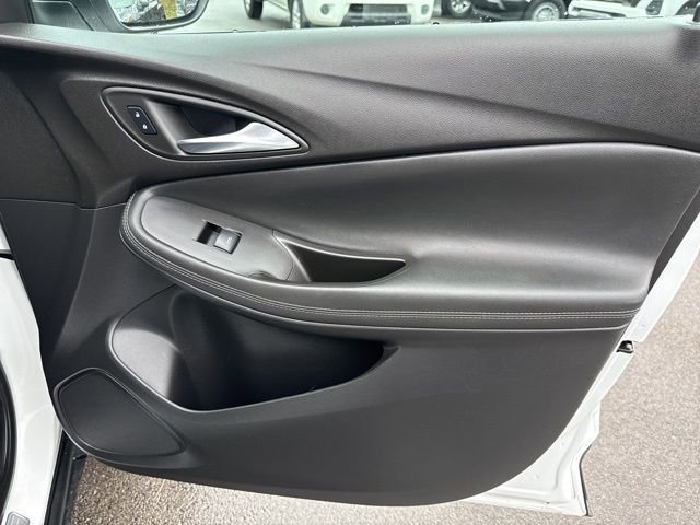 Used 2023 Buick Encore GX Preferred w/ Cold Weather Comfort Package image 15