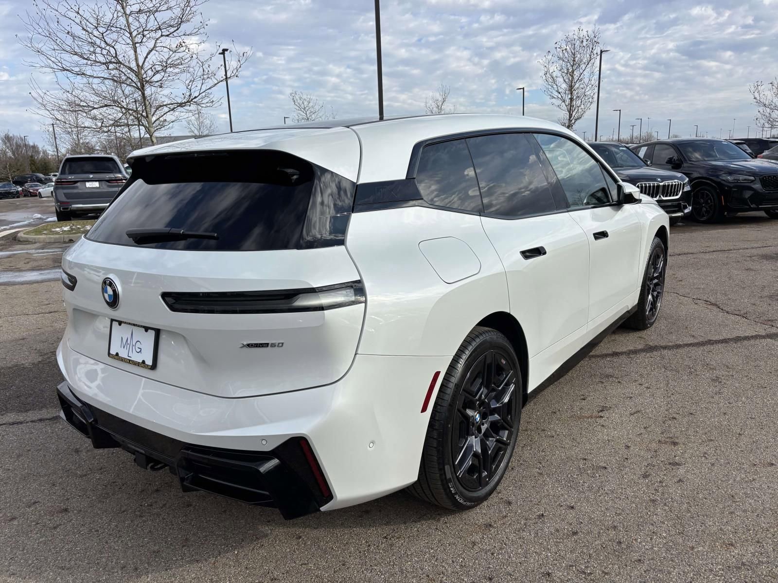 New 2026 BMW iX xDrive60 w/ M Sport Package image 7