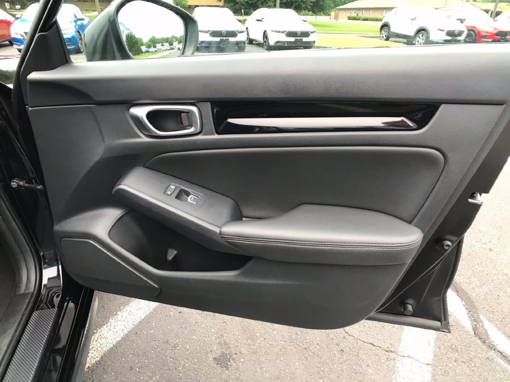 Used 2023 Honda Civic EX-L image 29