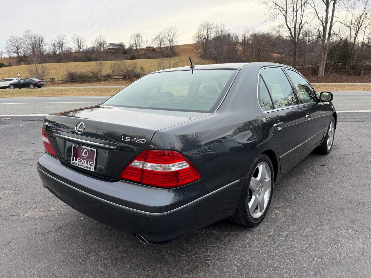 Used 2005 Lexus LS 430 RWD image 6