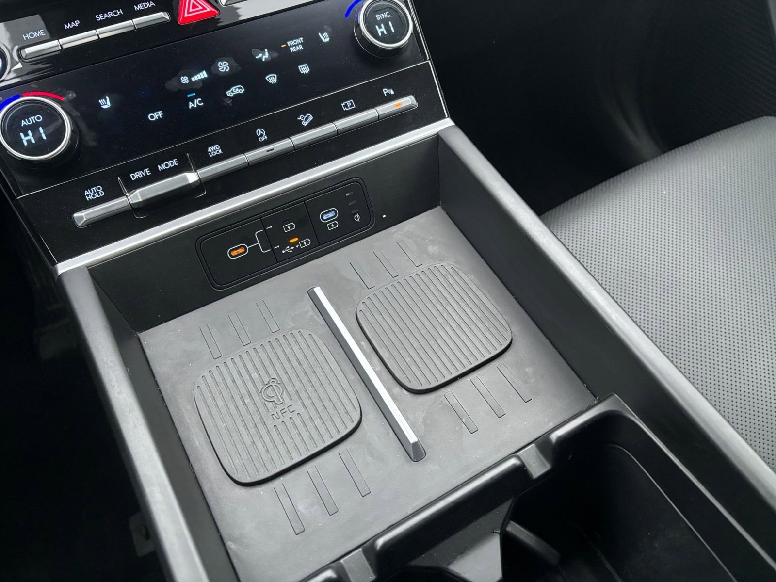 Used 2025 Hyundai Santa Fe SEL image 42