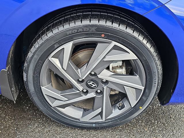 Used 2024 Hyundai Elantra SEL w/ Convenience Package image 8