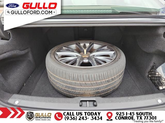 Used 2018 Volvo S90 T5 Momentum FWD image 10