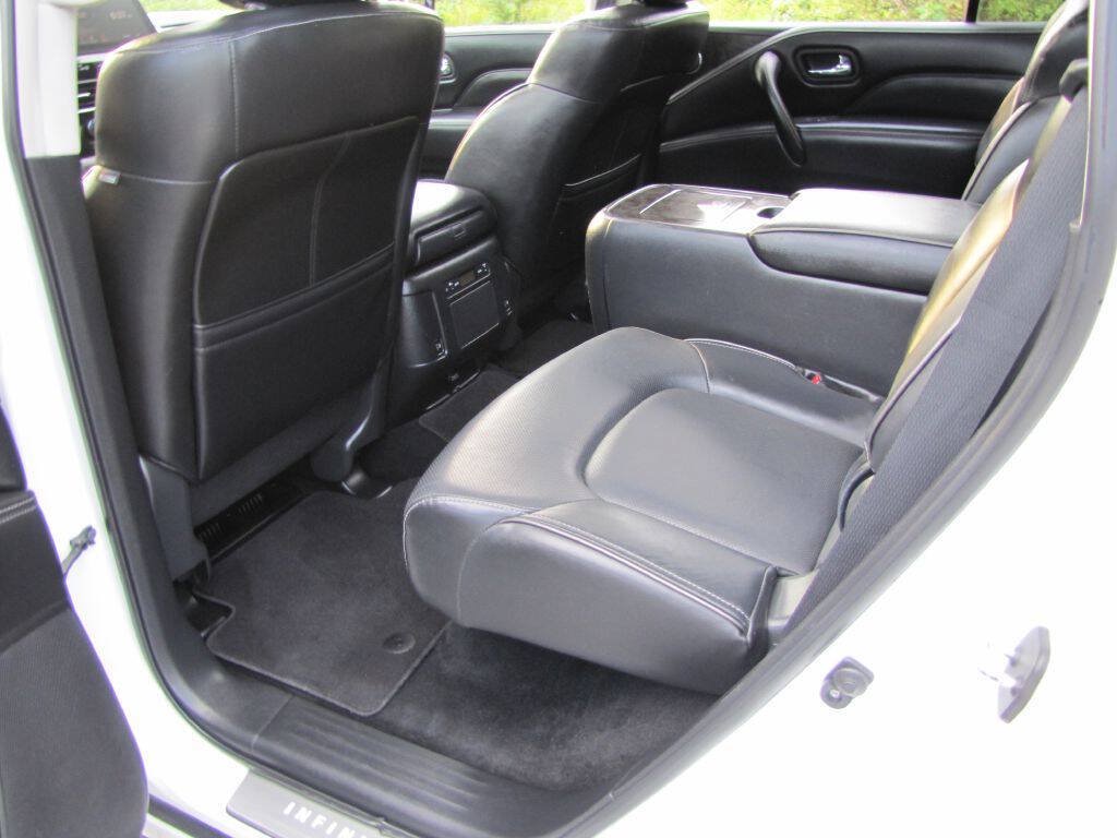 Used 2023 INFINITI QX80 Luxe w/ Cargo Package AWD/4WD image 17