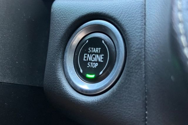 Used 2021 GMC Yukon SLT AWD/4WD image 36