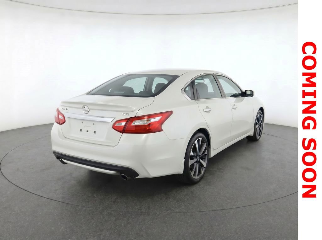 Used 2016 Nissan Altima 2.5 SR FWD image 5