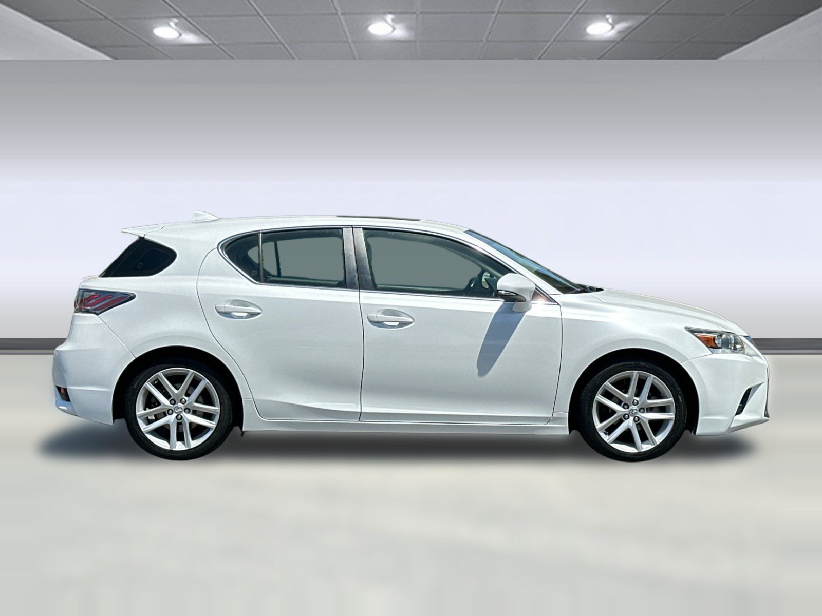 Used 2014 Lexus CT 200h FWD image 7