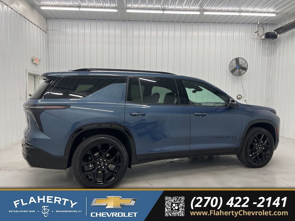 Used 2024 Chevrolet Traverse RS w/ LPO, Floor Liner Package video 2