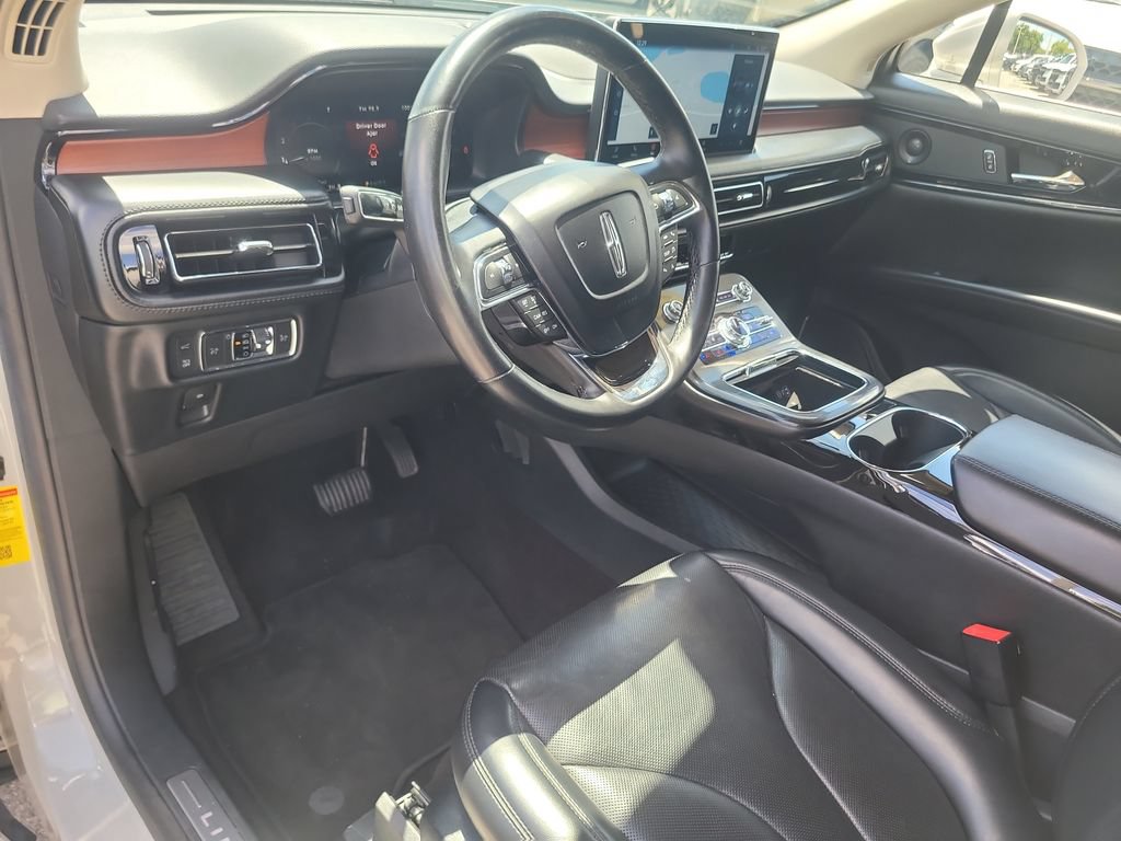 Certified 2021 Lincoln Nautilus Reserve FWD image 16