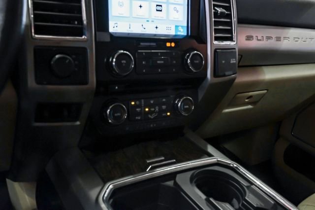 Used 2017 Ford F450 Lariat image 18