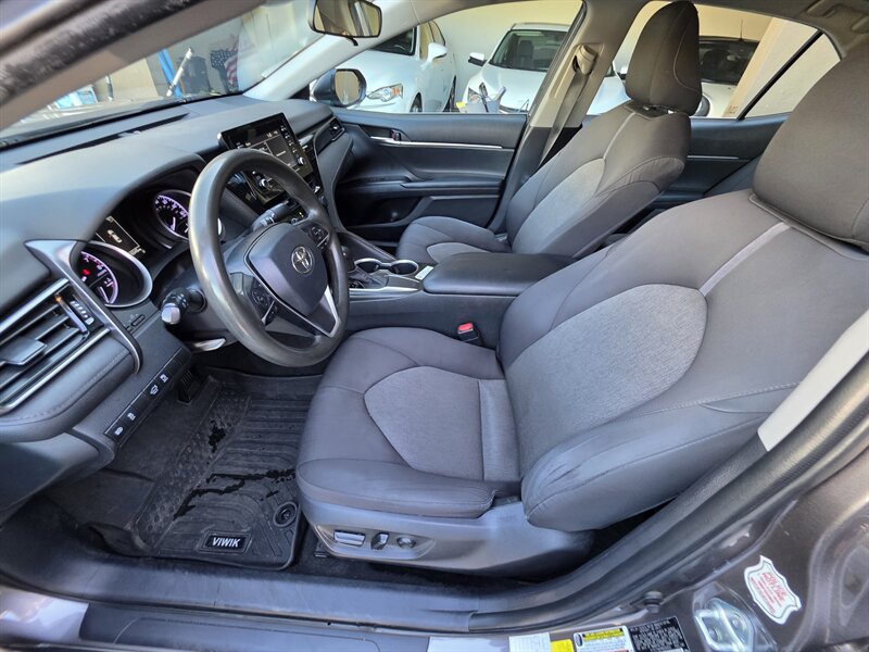 Used 2021 Toyota Camry LE FWD image 11
