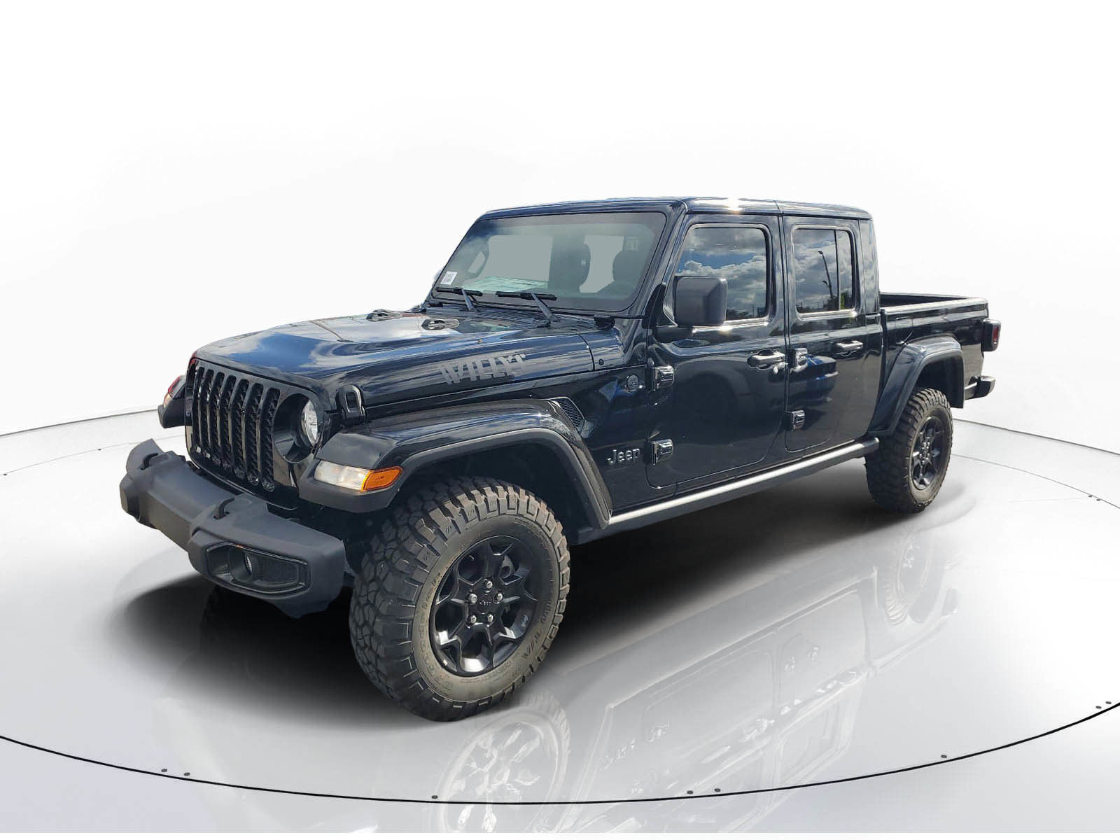 New 2023 Jeep Gladiator Willys AWD/4WD image 2