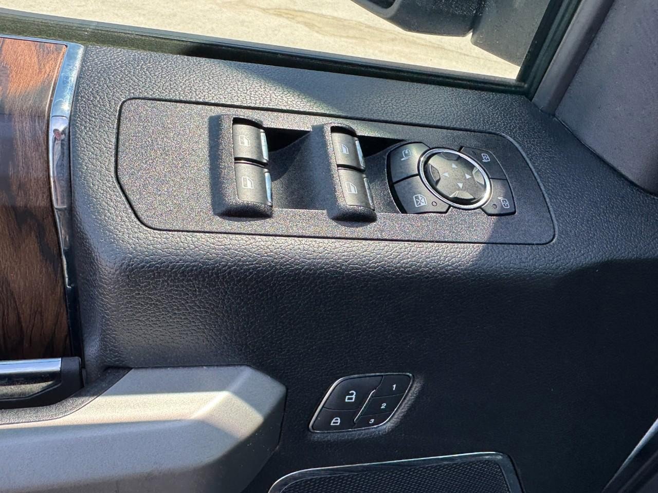 Used 2018 Ford F150 Lariat AWD/4WD image 15