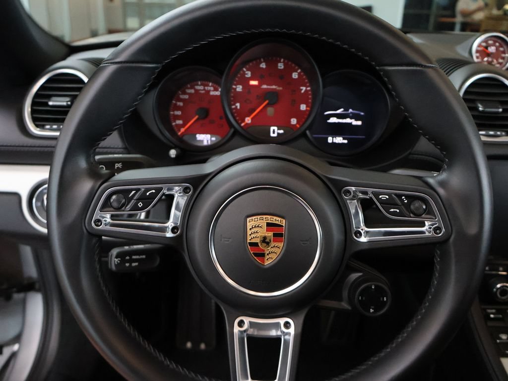 Used 2022 Porsche 718 Boxster RWD image 23